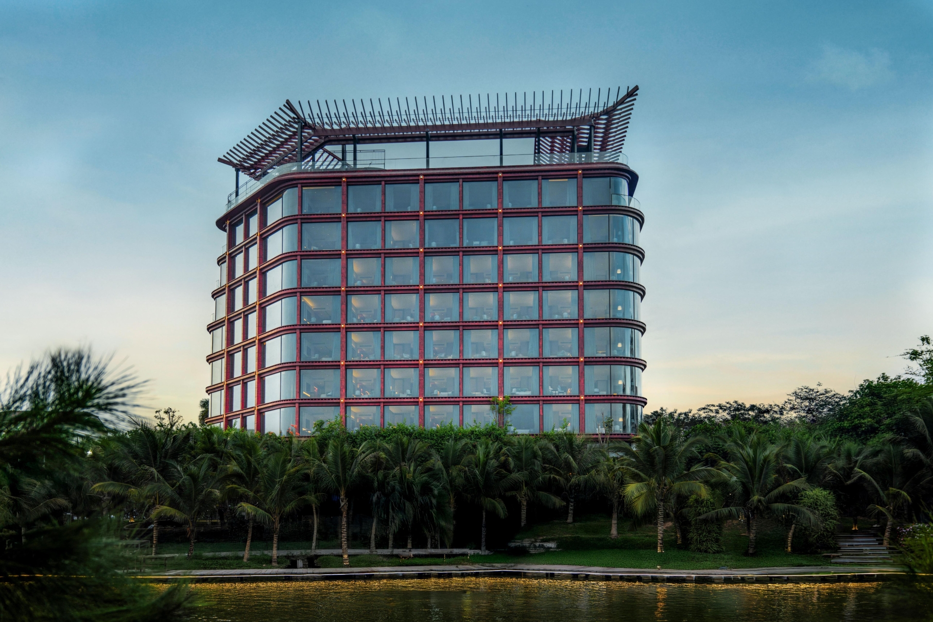 Dusit Le Palais Tu Hoa Hanoi